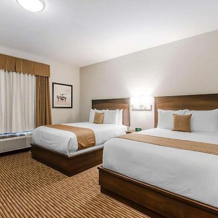 Royal Suites Estevan Экстерьер фото